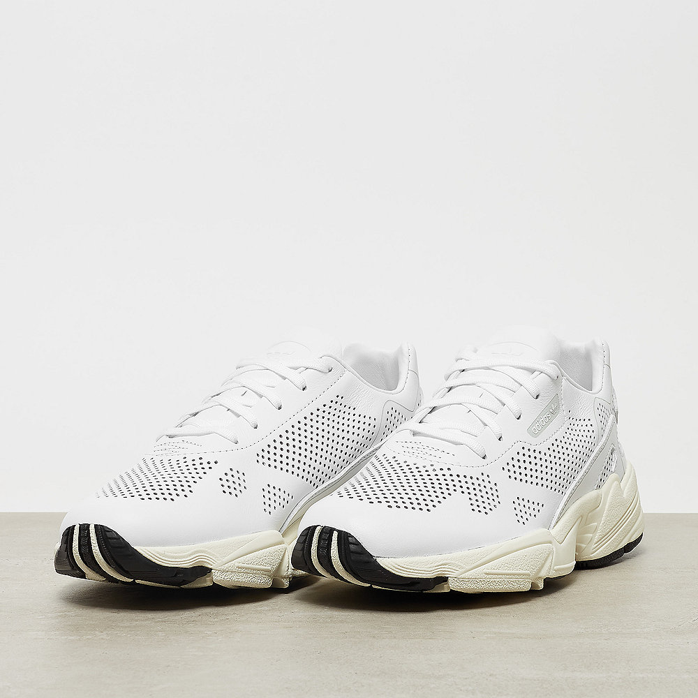 adidas Originals Falcon Alluxe Sneaker bei ONYGO Adidas Falcon: Der neue Trend Sneaker von Adidas zum Nachshoppen